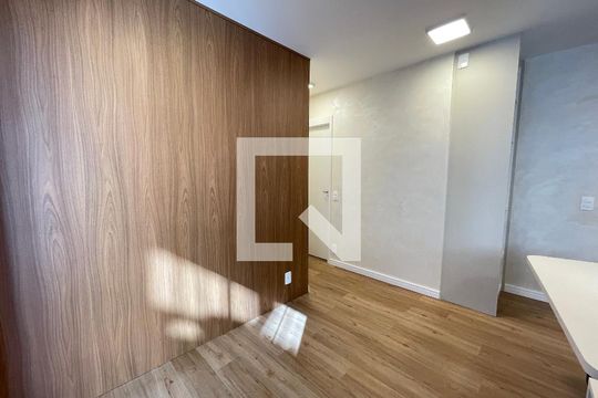 Sala de apartamento à venda com 2 quartos, 38m² em Jaguaré, São Paulo