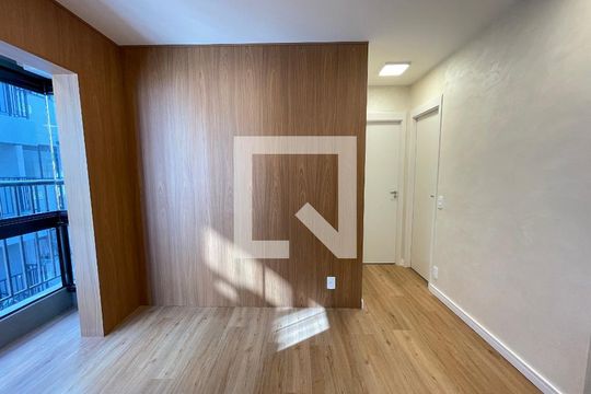 Sala de apartamento à venda com 2 quartos, 38m² em Jaguaré, São Paulo