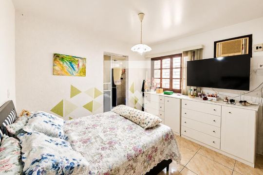 Quarto de casa para alugar com 3 quartos, 128m² em Centro, Gravataí