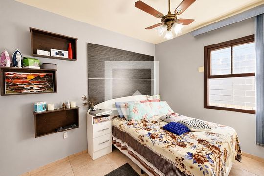 Quarto de casa para alugar com 3 quartos, 128m² em Centro, Gravataí