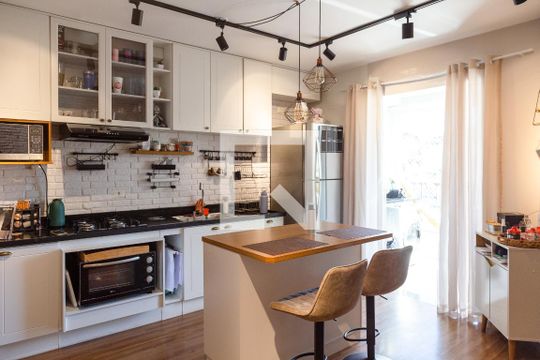 Apartamento à venda com 2 quartos, 48m² em Vila Galvão, Guarulhos