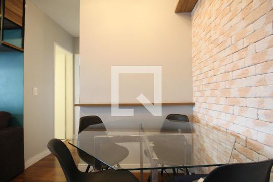 Sala e Sala de Jantar de apartamento para alugar com 1 quarto, 38m² em Super Quadra Morumbi, São Paulo