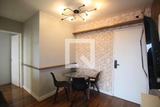 Sala e Sala de Jantar de apartamento para alugar com 1 quarto, 38m² em Super Quadra Morumbi, São Paulo