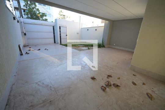 Casa à venda com 3 quartos, 132m² em Jardim Presidente, Goiânia