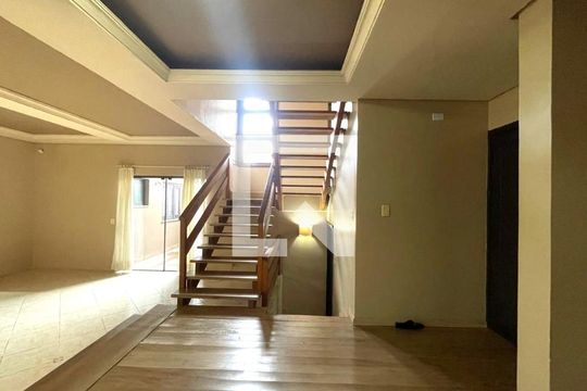 Casa para alugar com 4 quartos, 232m² em Jardim America, São Leopoldo