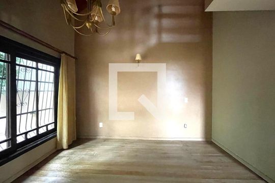 Casa para alugar com 4 quartos, 232m² em Jardim America, São Leopoldo