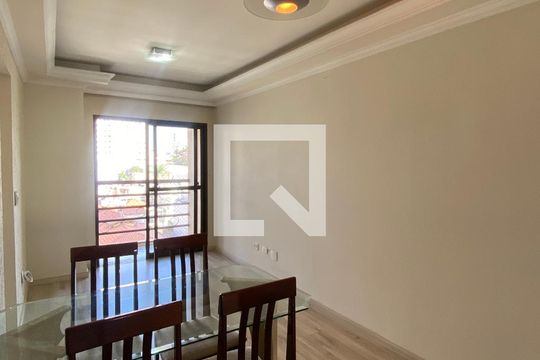 Sala de apartamento à venda com 2 quartos, 64m² em Km 18, Osasco
