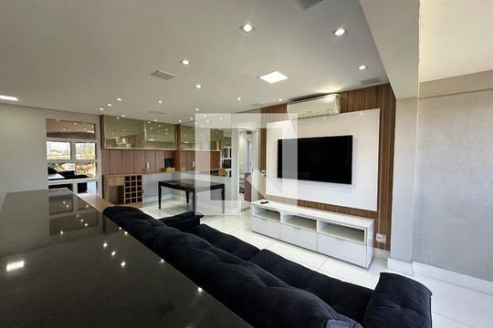 Sala de apartamento para alugar com 2 quartos, 70m² em Melville Empresarial Ii, Barueri