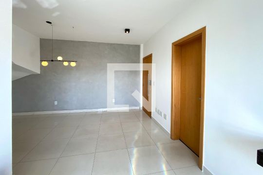 Sala de apartamento para alugar com 3 quartos, 180m² em Santo Antônio, Belo Horizonte