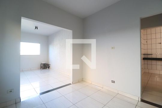 Sala de Jantar de casa para alugar com 4 quartos, 160m² em São Jorge, Uberlândia