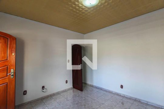 Sala de casa à venda com 4 quartos, 375m² em Jardim Guairaca, São Paulo