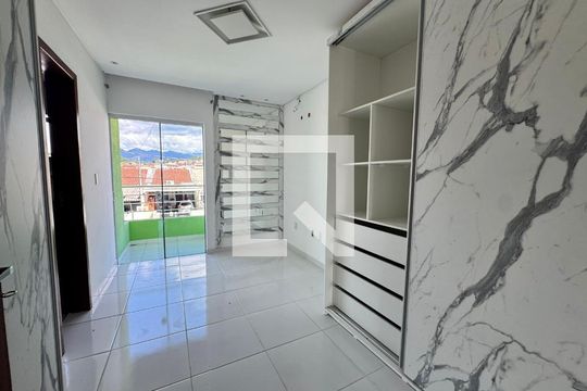 Quarto 1 de casa para alugar com 2 quartos, 64m² em Alto Aririu, Palhoça