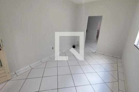 Corredor de casa para alugar com 3 quartos, 180m² em Pacaembu, Uberlândia