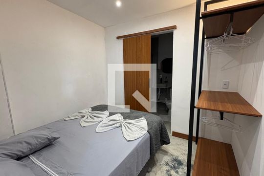 Suíte 1 de casa de condomínio para alugar com 3 quartos, 90m² em Quitandinha, Petrópolis