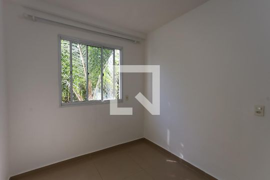 quarto 1 de apartamento para alugar com 2 quartos, 44m² em Jardim Leonidas Moreira, São Paulo