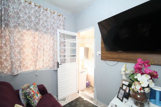 Sala 1 de casa à venda com 5 quartos, 300m² em Parque Regina, São Paulo