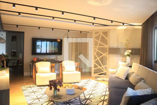 Sala de apartamento à venda com 3 quartos, 166m² em Santo Antônio, São Caetano do Sul