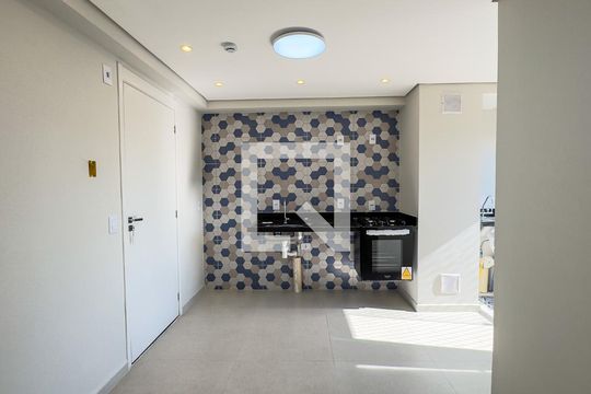 Apartamento para alugar com 2 quartos, 36m² em Jardim Aeroporto, São Paulo