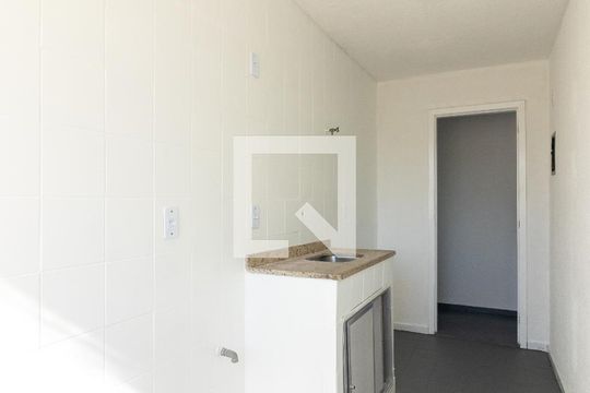 Cozinha  de apartamento para alugar com 2 quartos, 52m² em Realengo, Rio de Janeiro