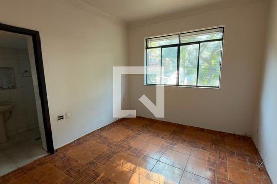 Suíte  de casa de condomínio para alugar com 1 quarto, 150m² em Floresta, Belo Horizonte