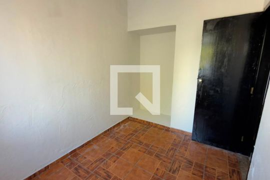 Suíte  de casa de condomínio para alugar com 1 quarto, 150m² em Floresta, Belo Horizonte