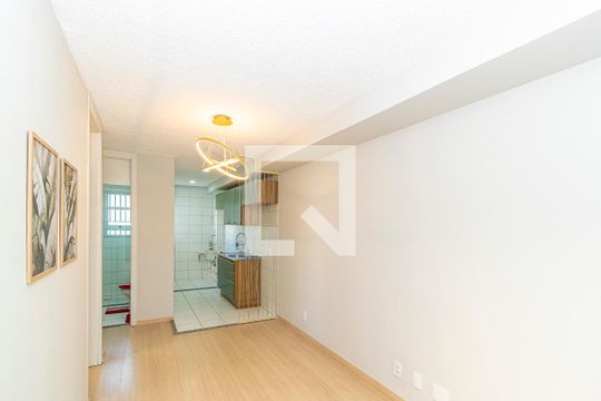 Sala de apartamento à venda com 2 quartos, 40m² em Bonsucesso, Rio de Janeiro
