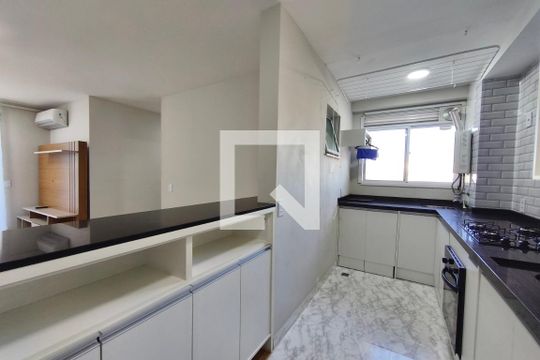 Cozinha de apartamento à venda com 3 quartos, 67m² em Parque Industrial, Campinas