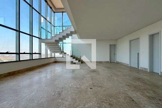 Sala  de apartamento à venda com 4 quartos, 402m² em Vale do Sereno, Nova Lima