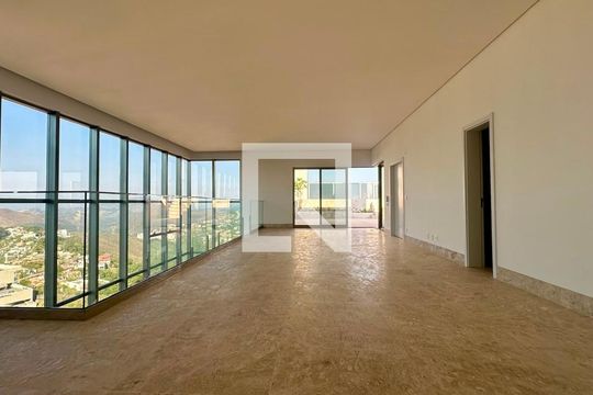 Sala 2º andar  de apartamento à venda com 4 quartos, 402m² em Vale do Sereno, Nova Lima