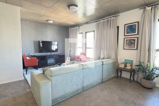 Apartamento para alugar com 1 quarto, 70m² em Mooca, São Paulo