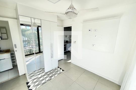 Suíte de apartamento para alugar com 2 quartos, 52m² em Santana, São Paulo