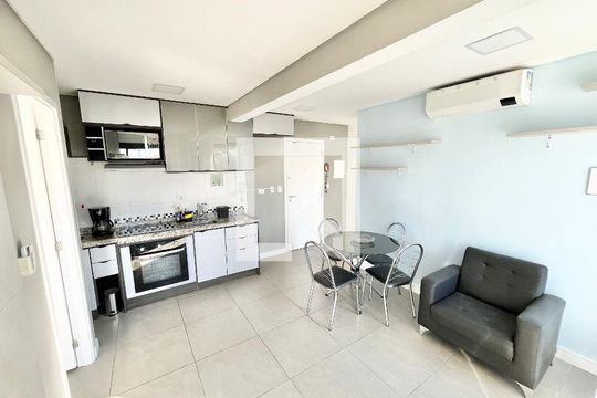 Sala/Cozinha de apartamento para alugar com 2 quartos, 52m² em Santana, São Paulo