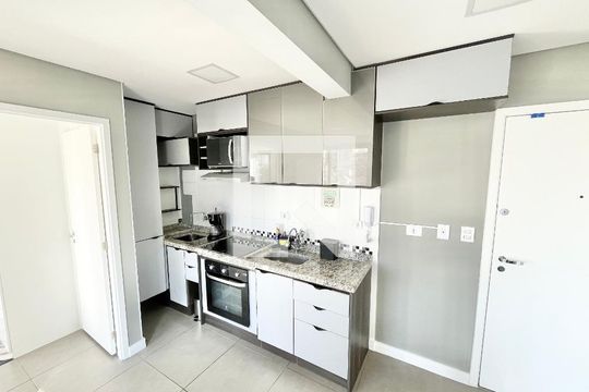 Sala/Cozinha de apartamento para alugar com 2 quartos, 52m² em Santana, São Paulo