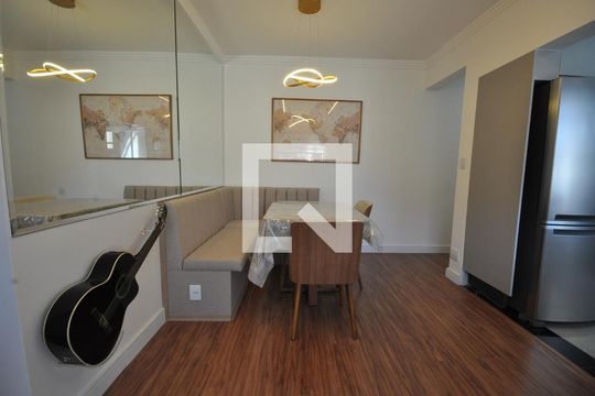 Apartamento à venda com 2 quartos, 56m² em Guapira, São Paulo