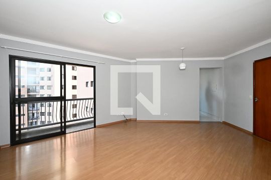 Apartamento para alugar com 2 quartos, 85m² em Jardim Maria Rosa, Taboão da Serra