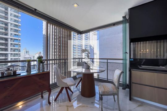 Sala de apartamento para alugar com 4 quartos, 197m² em Jardim das Acacias, São Paulo