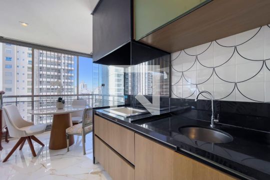 Sala de apartamento para alugar com 4 quartos, 197m² em Jardim das Acacias, São Paulo
