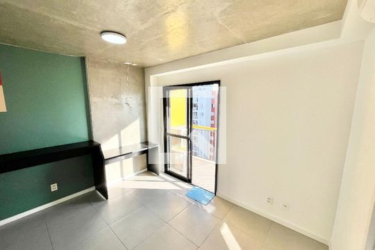 Sala/Cozinha de apartamento à venda com 2 quartos, 46m² em Santana, São Paulo