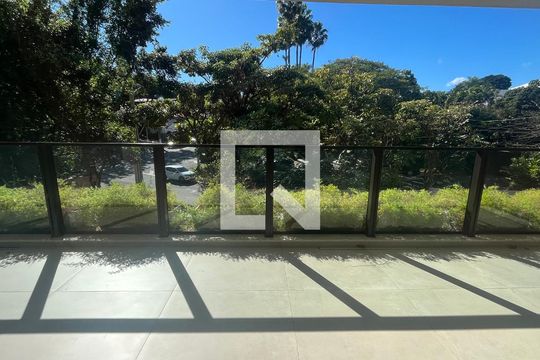 Apartamento à venda com 4 quartos, 243m² em Jardim das Paineiras, Campinas