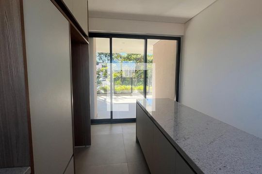 Apartamento à venda com 4 quartos, 243m² em Jardim das Paineiras, Campinas