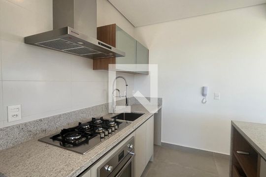 Apartamento à venda com 3 quartos, 140m² em Jardim das Paineiras, Campinas