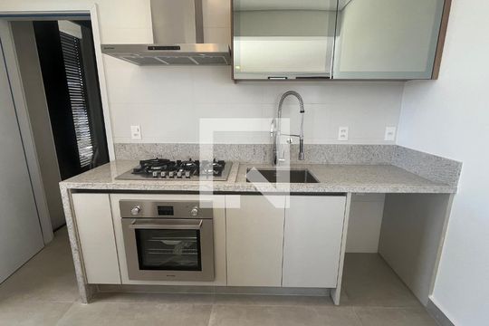 Apartamento à venda com 3 quartos, 140m² em Jardim das Paineiras, Campinas