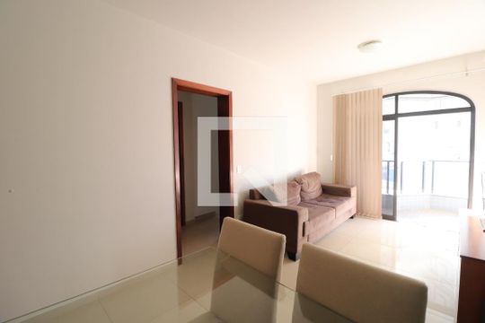 Sala de apartamento para alugar com 1 quarto, 53m² em Centro, Uberlândia