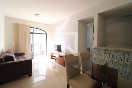 Sala de apartamento para alugar com 1 quarto, 53m² em Centro, Uberlândia
