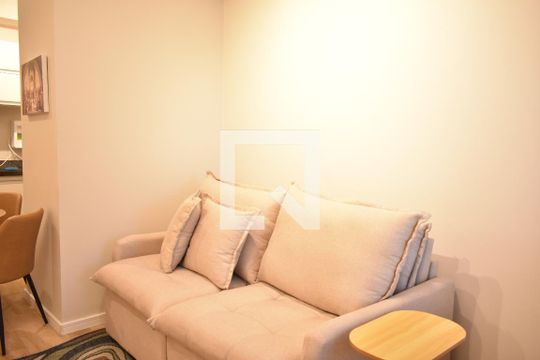 Studio de kitnet/studio para alugar com 0 quarto, 28m² em Mirandópolis, São Paulo
