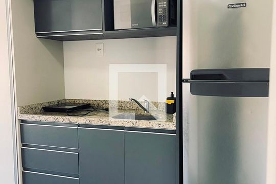 Apartamento para alugar com 1 quarto, 30m² em Mont’Serrat, Porto Alegre