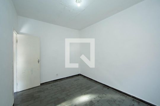 Quarto 1 de casa para alugar com 2 quartos, 100m² em Alto Caiçaras, Belo Horizonte