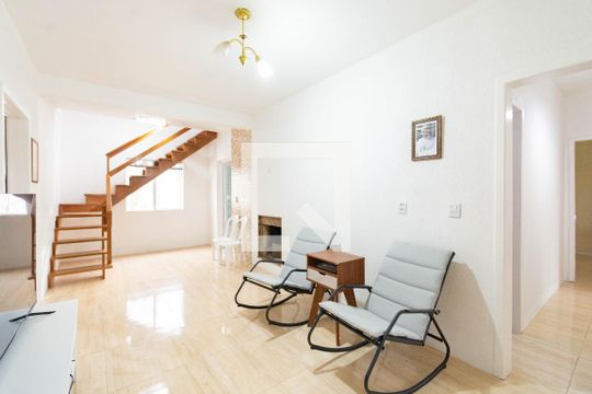 Casa à venda com 4 quartos, 130m² em Harmonia, Canoas