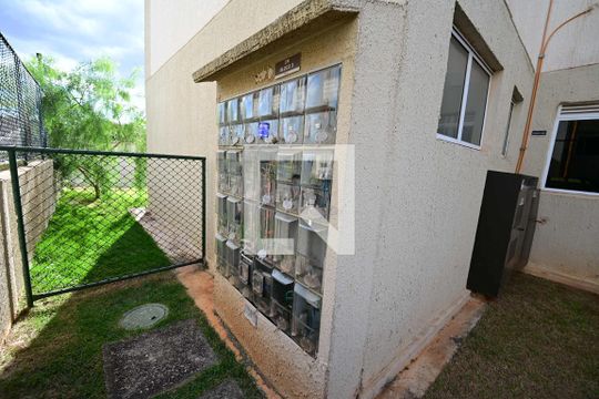 Apartamento à venda com 2 quartos, 42m² em Setor Grajaú, Goiânia