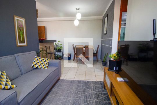 Apartamento à venda com 2 quartos, 58m² em Riacho Fundo Ii-3a Etapa, Brasília